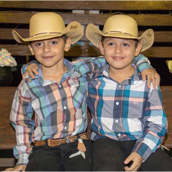 Irmãos Nathan e Samuel completam 6 anos