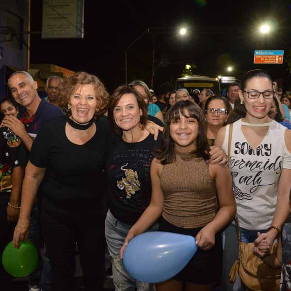 Marcha Para Jesus leva dezenas de pessoas para a Av. Paraguaçu