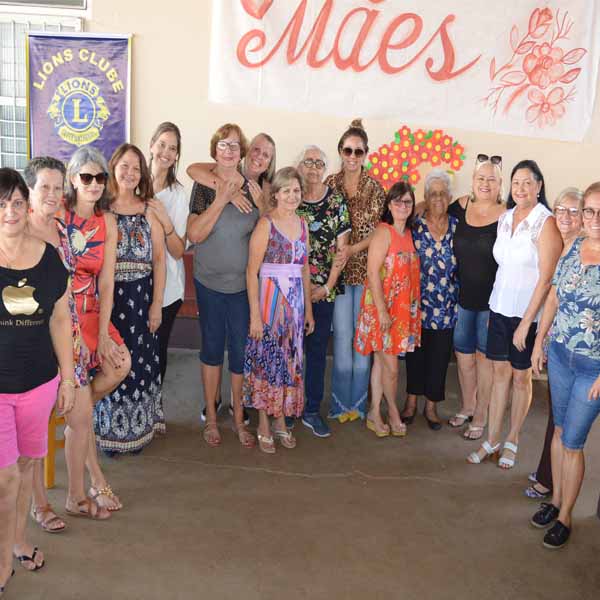 Lions Clube comemora mais um Dia das Mães