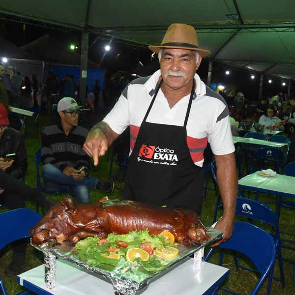 Quermesse é realizada em louvor à Santa Rita de Cássia