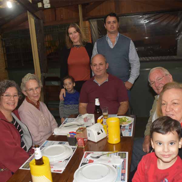 Sábado é dia propício de se deliciar na Dom Pepe Pizzaria