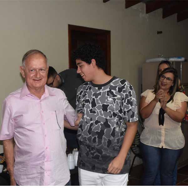 Carlos Azoia comemora os seus 70 anos com festa