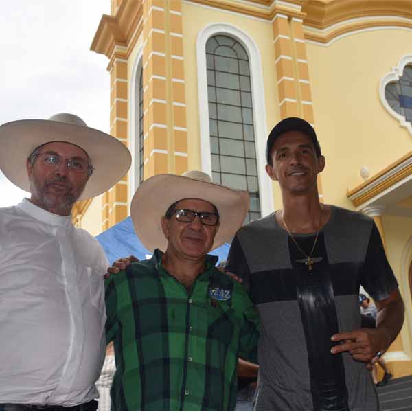 Quermesse e leilão de gado são realizados em louvor a São Sebastião
