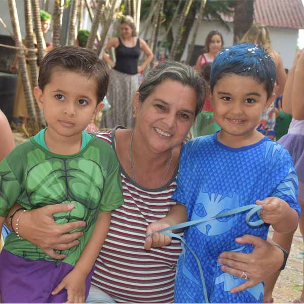 Matinê Folia kids neste domingo no PTC