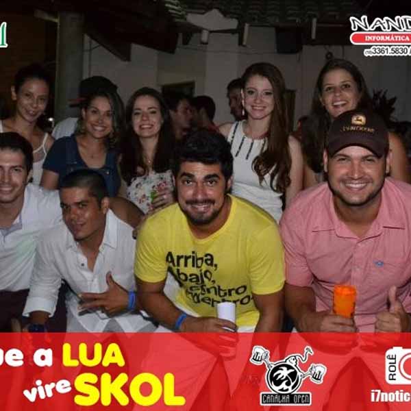 RETROSPECTIVA - 03/01/2015 - Festa dos Canalhas agitou o 1º dia do ano