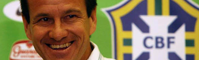 Dunga divulga a lista dos convocados para a Copa 2010