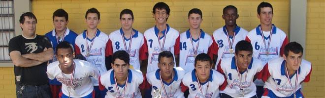Time de futsal da Maria Ângela irá representar a Diretoria de Ensino de Assis na fase regional