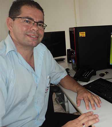 Cine-Teatro volta a funcionar e exibe o filme