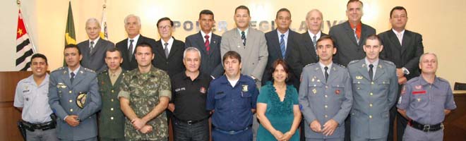 Câmara homenageia “Policial Padrão” e “Atirador Destaque” de 2010