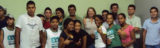 Parceiro do programa “Nosso Bairro, Nosso Meio Ambiente” promove oficina no CRAS
