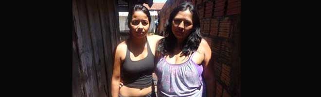 Moradoras da casa que foi incendiada no último sábado pedem ajuda a população