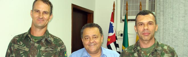 Sargento Wasichi assume TG de Paraguaçu e se apresenta ao Prefeito Ediney
