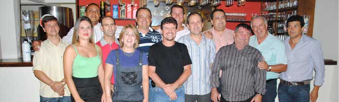 Ricardo Prado continua na presidência da ACE; jantar marca posse da nova diretoria