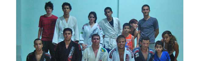 Professor Julio Sampar inaugura filial da academia Lotus em Quatá