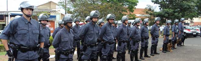 PMs de Paraguaçu recebem homenagens no jubileu de prata do Batalhão da PM de Assis