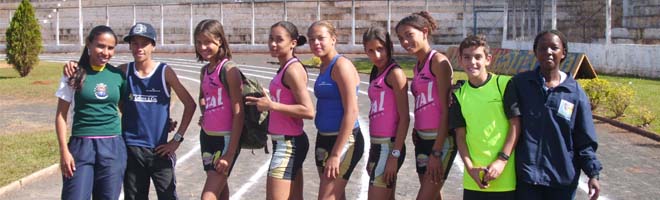 Atletismo de Paraguaçu se destaca na final do “Torneio Regional do Atletismo Escolar”