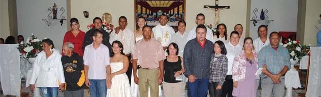 Nove casais dizem o “sim” em casamento comunitário realizado na Igreja São José