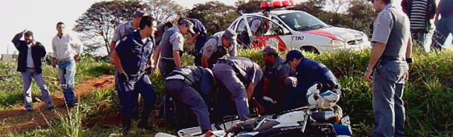 Durante perseguição, guarda municipal se envolve em acidente