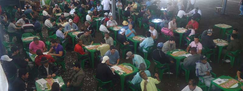 Dupla de Quatá vence Torneio de Truco e leva o prêmio de R$ 500