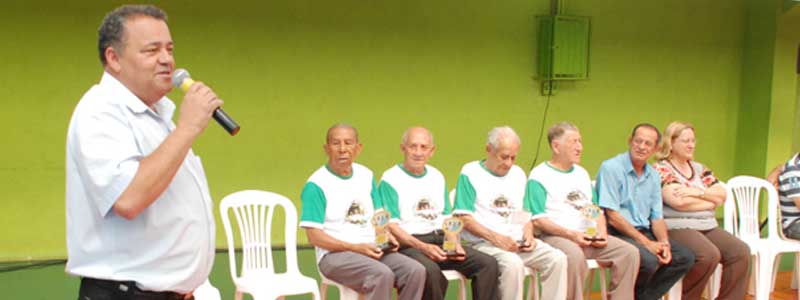 Prefeitura e CCI realizam 1ª Copa Regional de Voleibol 4 Amigos em comemoração a Semana do Idoso