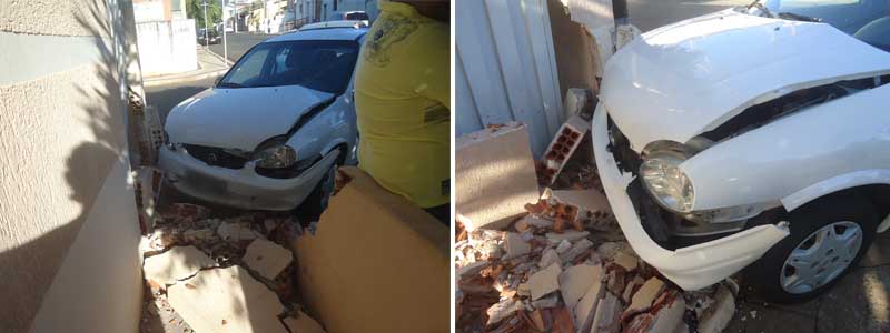 Corsa colide em muro de residência após se envolver em acidente com outro veículo