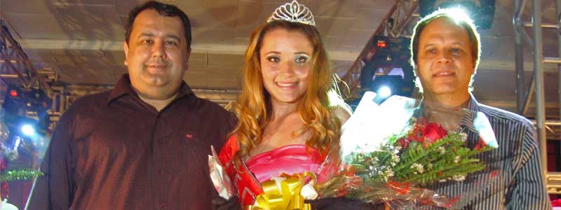 Priscila Barbosa é eleita Miss Comerciária 2011