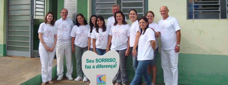 CEO parabeniza os dentistas em comemoração ao seu dia
