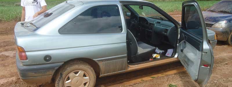 Carro furtado é entregue após pagamento de resgate