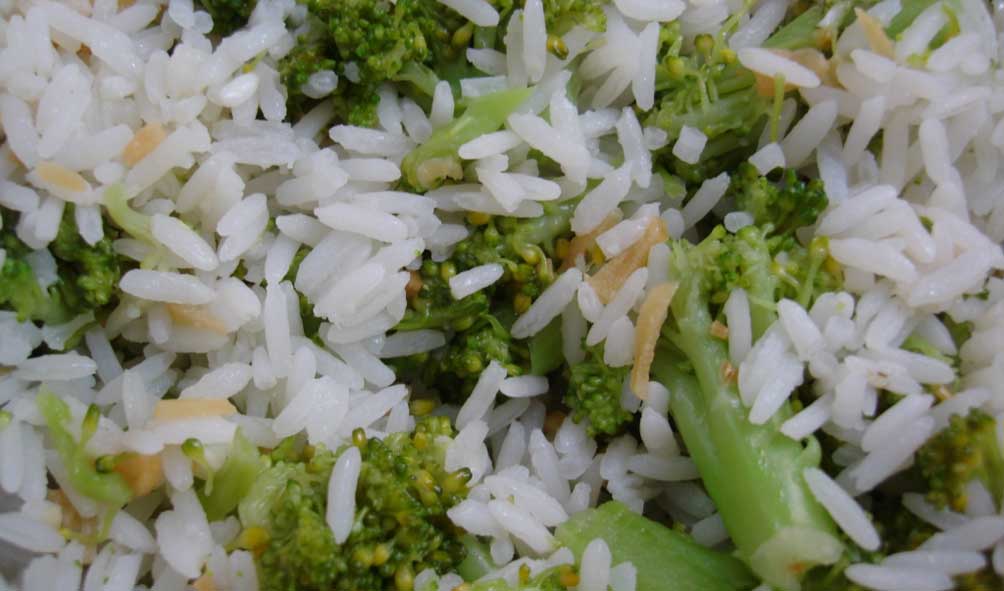 RECEITA FÁCIL -  ARROZ COM BRÓCOLIS