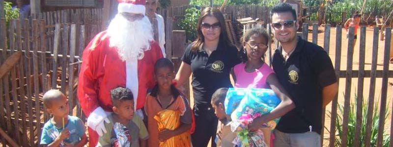 Rotaract Club faz a alegria de diversas famílias com o Projeto de Natal 2011