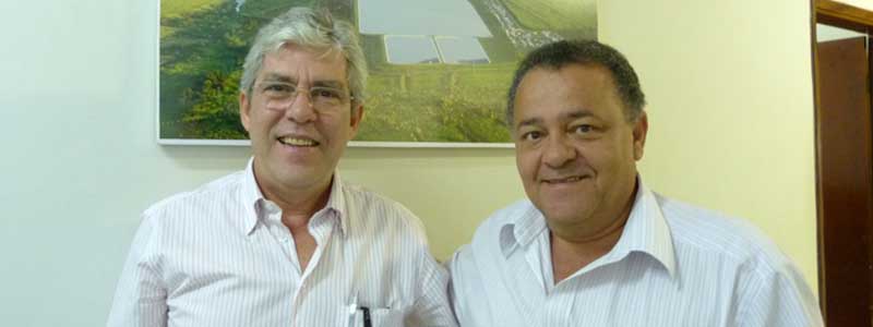 Prefeito Ediney comemora a notícia de que Paraguaçu já está com todo sistema de esgoto pronto