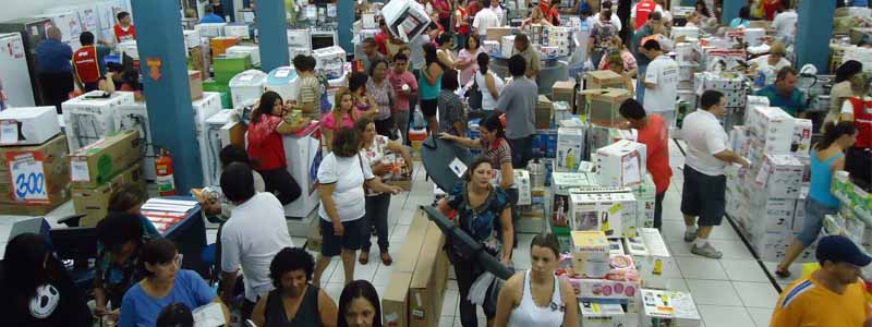 Super liquidação: Fila iniciou 16 horas antes das portas se abrirem