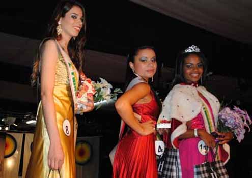 Franciele Maria e Lucas Brasil são os vencedores do Miss e Mister Paraguaçu 2012