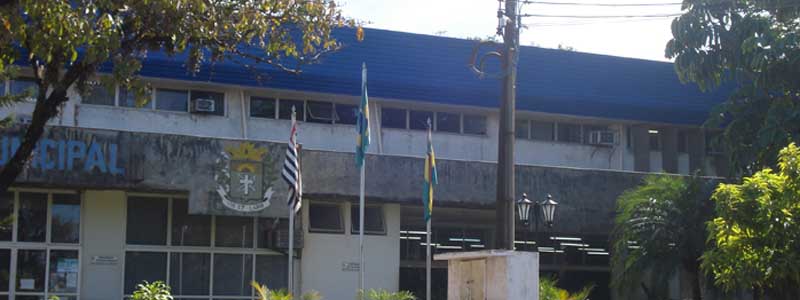 Prefeito envia projeto à Câmara que prevê reajuste salarial aos servidores