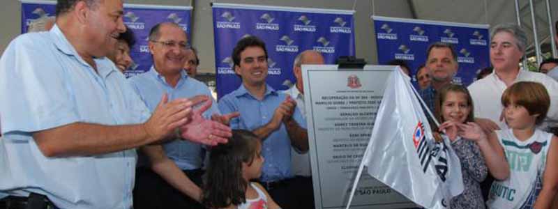 Governo entrega obras e anuncia início da recuperação do trecho final da SP-284
