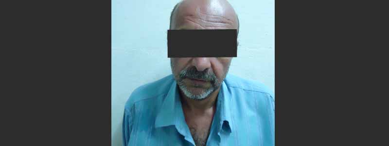 Homem furta capacete, é dominado pela vítima e acaba preso