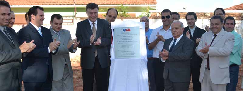 OAB recebe autoridades e lança pedra fundamental da Casa do Advogado de Paraguaçu