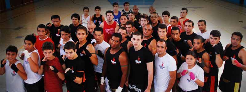 Atletas do Muay Thai participam de exame de graduação em Assis