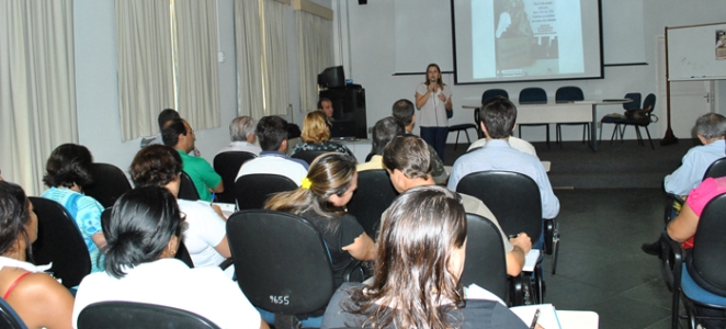 Cerimônia marca o lançamento da Campanha do Agasalho 2012 em Paraguaçu Paulista