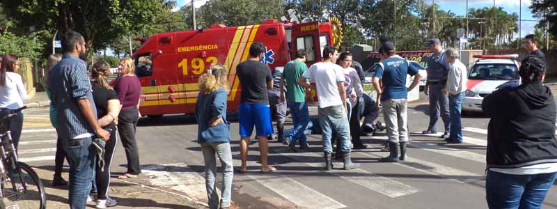 No mesmo dia, dois acidentes são registrados na rotatória