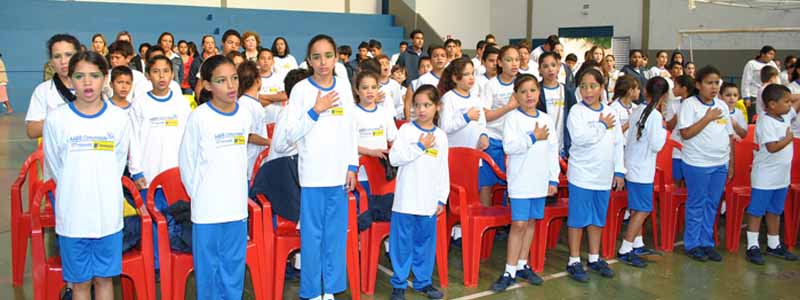 Programa AABB-Comunidade realiza entrega de kits para os participantes