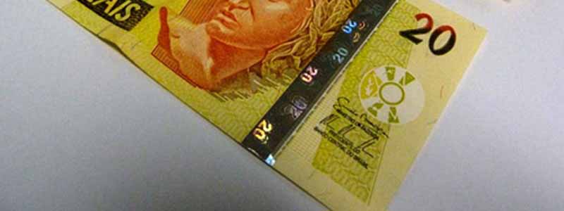 Comerciante e cliente vão parar na delegacia por nota falsa de R$ 20
