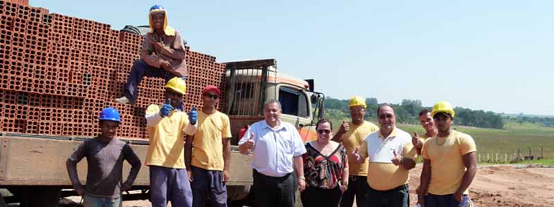 Prefeito Ediney visita obra do Grande Lago e Parque Balneário
