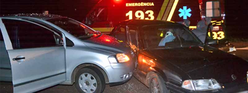 Monza invade pista contrária e colide contra Fox