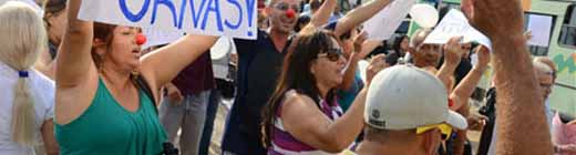 Marilienses protestam contra anulação de mais de 61 mil votos das últimas eleições