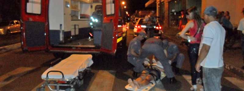 Motociclista sofre várias escoriações pelo corpo após ser fechada por pick-up