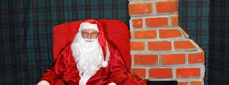 Papai Noel chega nesta segunda-feira para abraçar as crianças de Paraguaçu