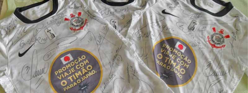 APAE recebe camisetas autografadas pelos jogadores do Corinthians