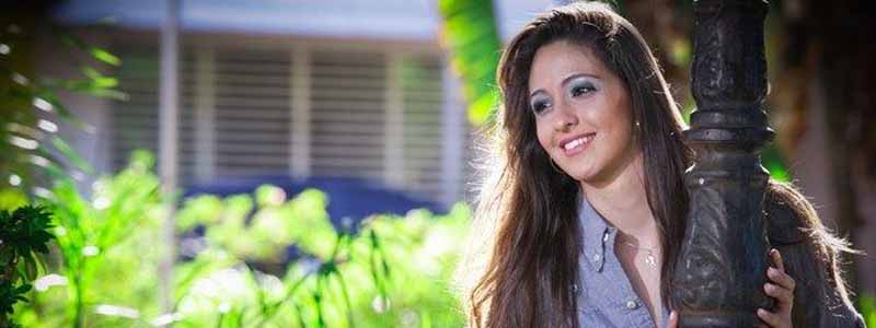 Fernanda Luiza revela o seu carisma e encanto em ensaio fotográfico