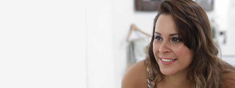 MULHER: Karina Flávia reveza sua rotina como empresária, mãe e esposa; confira o ensaio
